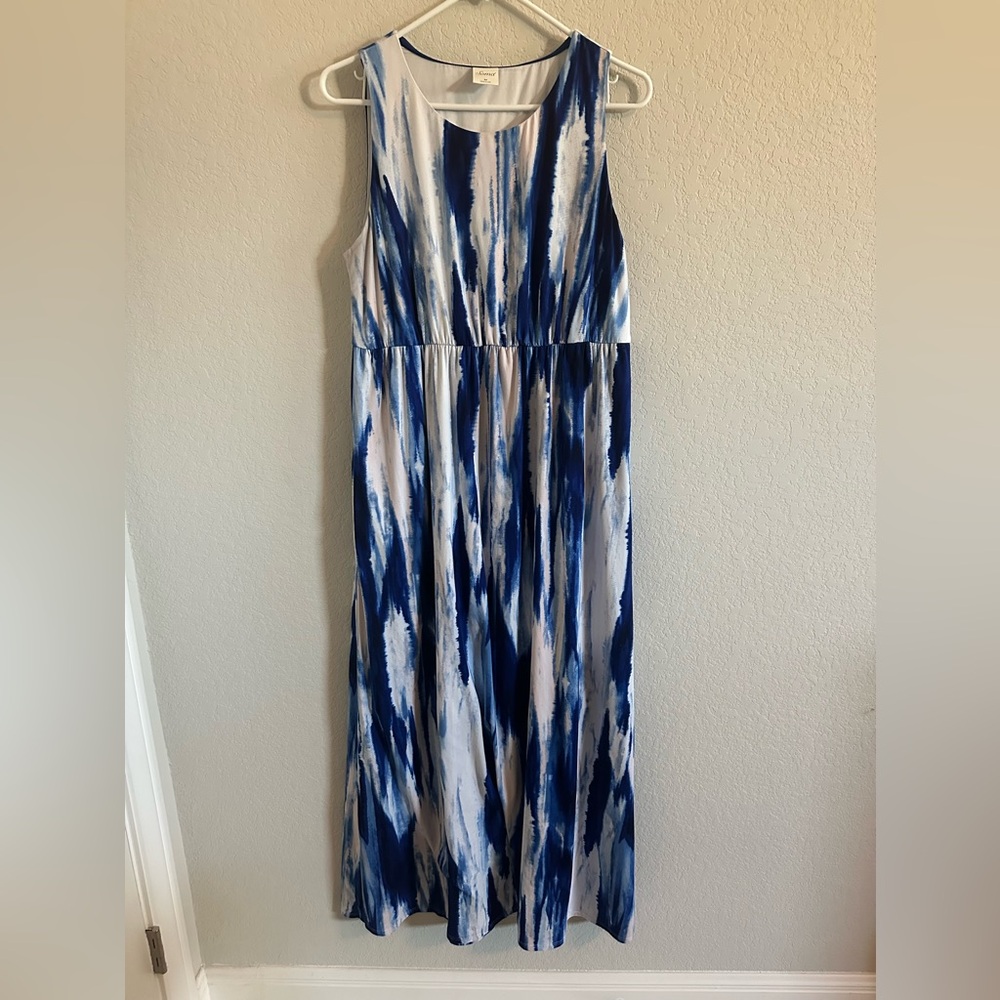 Soma Blue and White Sleeveless Maxi Sundress